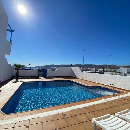Carmita I Apartment *